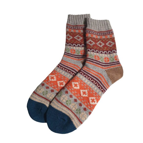 Colorful Knit Men Crew Sock Vibrant Patterns Multicolor Winter Warm Soft Durable - Picture 1 of 4